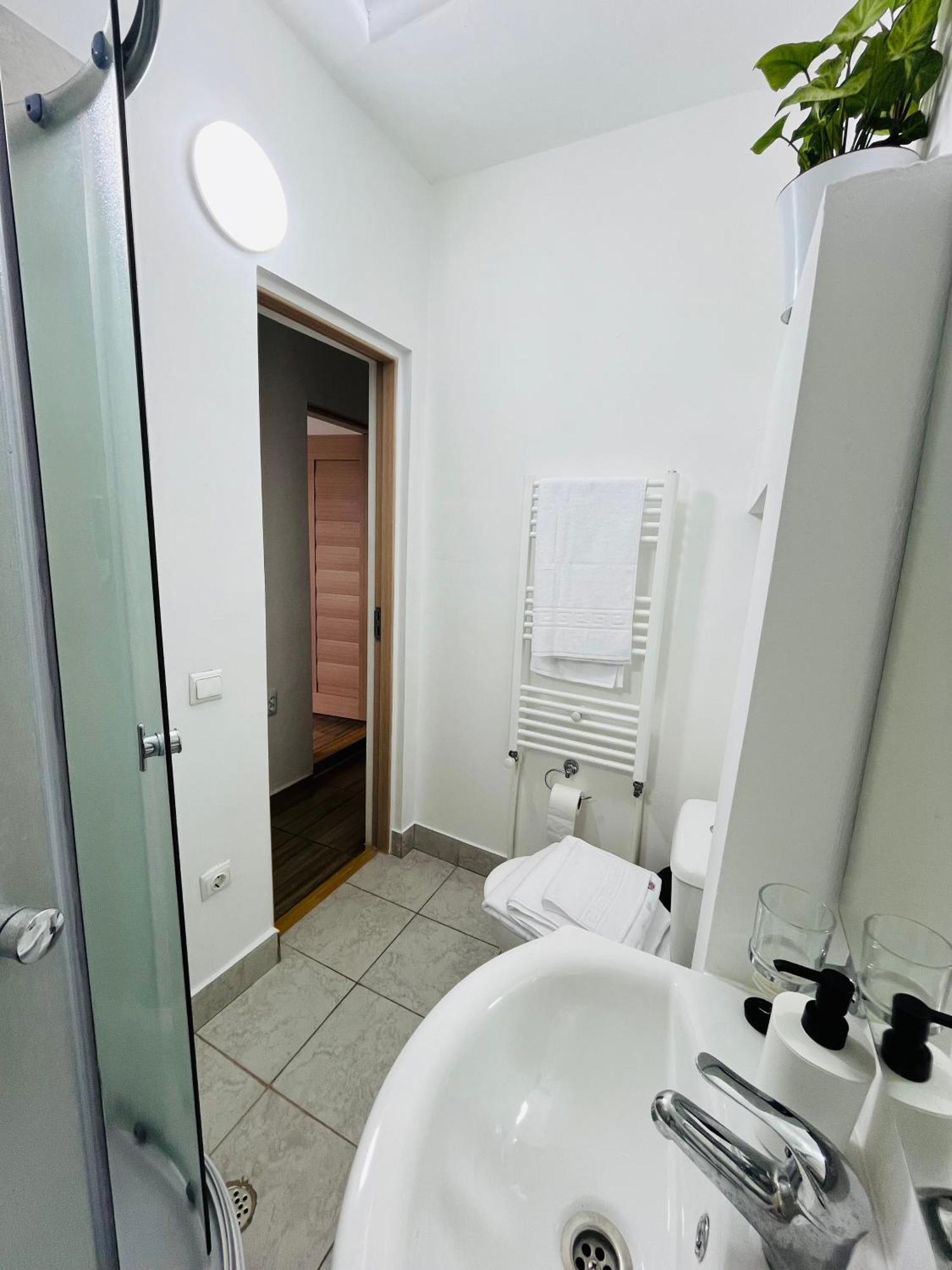 Random House Hotell Braşov Eksteriør bilde